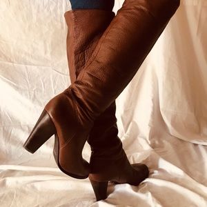Victoria’s Secret Colin Stuart Devon convertible boot